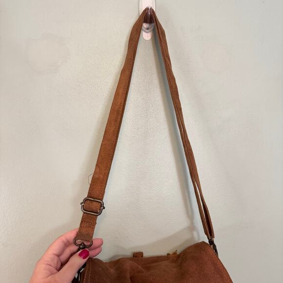 We The Free People Crossbody Shoulder Bag Suede Brown Flap 3 Tone Convertible - Picture 12 of 14